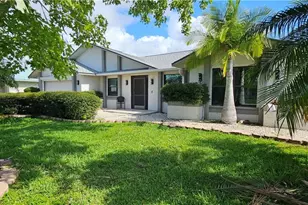 601 SE 35th Terrace, Cape Coral, FL 33904 - Photo 1