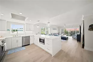 666 3rd St S, Naples, FL 34102 - Photo 1