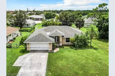 1726 Trafalgar Pkwy, Cape Coral, FL 33991 - Photo 1