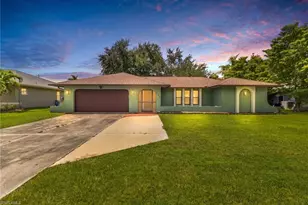 526 SE 34th St, Cape Coral, FL 33904 - Photo 1