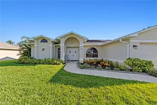 609 SW 35th Terrace, Cape Coral, FL 33914 - Photo 1