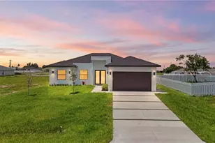 219 NE 15th Terrace, Cape Coral, FL 33909 - Photo 1