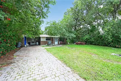 1223 Embassy Ln, Naples, FL 34104 - Photo 1