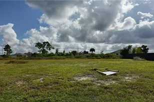 4313 NE 11th Ave, Cape Coral, FL 33909 - Photo 1