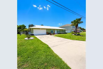 124 SE 27th St, Cape Coral, FL 33904 - Photo 1