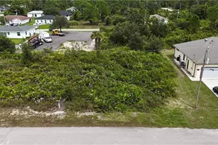 415 Hull Ave S, Lehigh Acres, FL 33974 - Photo 1