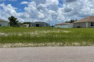 1040 NE 44th St, Cape Coral, FL 33909 - Photo 1