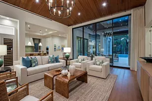 473 Banyan Blvd, Naples, FL 34102 - Photo 1