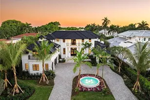 190 7th Ave N, Naples, FL 34102 - Photo 1