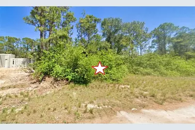 905 Emerald St, Labelle, FL 33935 - Photo 1