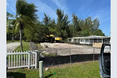 116 Jeepers Dr, Naples, FL 34112 - Photo 1
