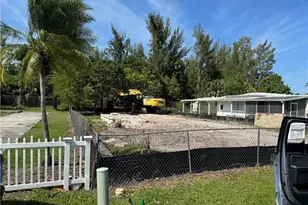 116 Jeepers Dr, Naples, FL 34112 - Photo 1