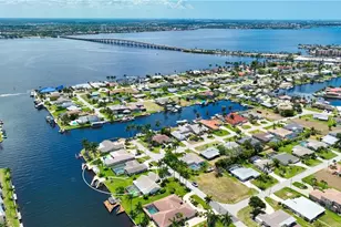 1921 SE 44th St, Cape Coral, FL 33904 - Photo 1