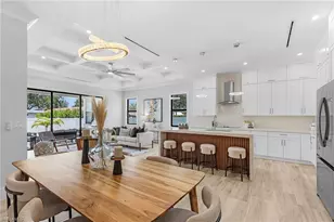 689 101st Ave N, Naples, FL 34108 - Photo 1