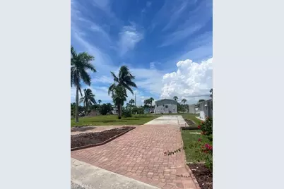 11290 Azalea Ln, Fort Myers Beach, FL 33931 - Photo 1