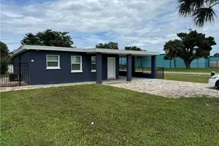 2421 South St, Fort Myers, FL 33901 - Photo 1