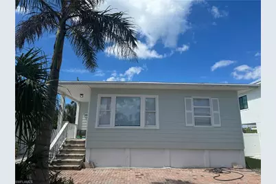 159 Pearl St, Fort Myers Beach, FL 33931 - Photo 1