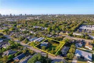 1303 Trail Terrace Dr, Naples, FL 34103 - Photo 1