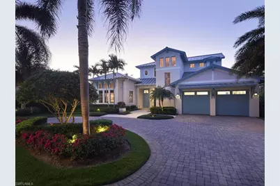 631 Broad Ct N, Naples, FL 34102 - Photo 1