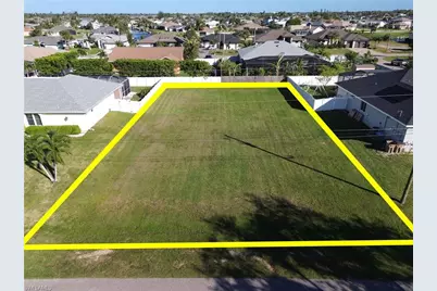 925 SW 6th Ct, Cape Coral, FL 33991 - Photo 1