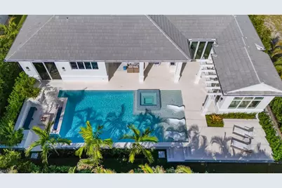 696 Fountainhead Ln, Naples, FL 34103 - Photo 1