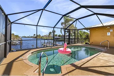 2807 Country Club Blvd, Cape Coral, FL 33904 - Photo 1