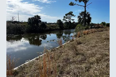 1106 SW 4th Ln, Cape Coral, FL 33991 - Photo 1