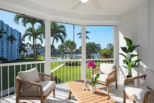 400 Park Shore Dr, Naples, FL 34103 - Photo 1