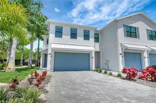 12953 Pembroke Dr, Naples, FL 34105 - Photo 1