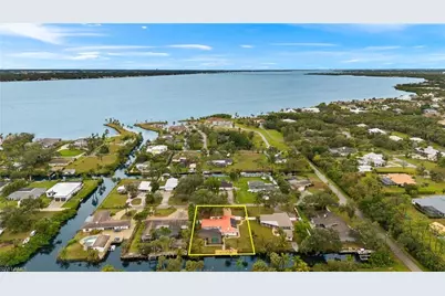 60 Lagoon Dr, North Fort Myers, FL 33903 - Photo 1