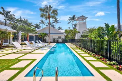 67 8th Ave S, Naples, FL 34102 - Photo 1