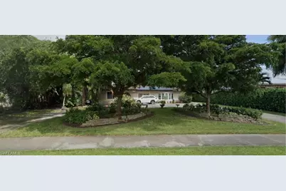 2000 Crayton Rd, Naples, FL 34102 - Photo 1