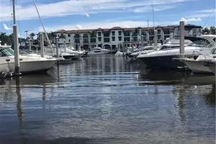 801 River Point Dr, Naples, FL 34102 - Photo 1