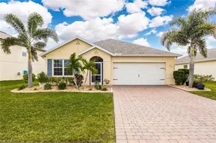 3474 Acapulco Cir, Cape Coral, FL 33909 - Photo 1