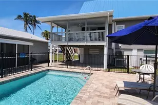 144 Driftwood Ln, Fort Myers Beach, FL 33931 - Photo 1