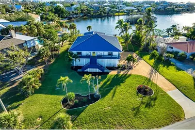 3131 Twin Lakes Ln, Sanibel, FL 33957 - Photo 1
