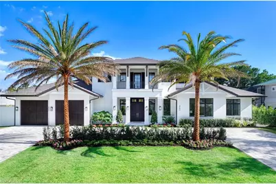 460 2nd Ave N, Naples, FL 34102 - Photo 1