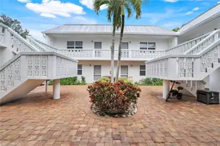 780 10th Ave S, Naples, FL 34102 - Photo 1