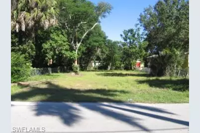 3749 Washington Ave, Fort Myers, FL 33916 - Photo 1