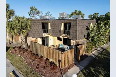 5570 Woodrose Ct #2, Fort Myers, FL 33907 - Photo 1