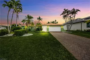 710 SW 52nd St, Cape Coral, FL 33914 - Photo 1