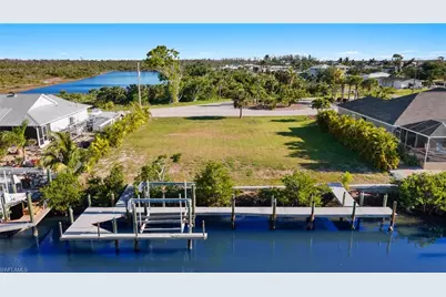 3801 Galt Island Ave, Saint James City, FL 33956 - Photo 1