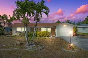 1332 SE 44th St, Cape Coral, FL 33904 - Photo 1