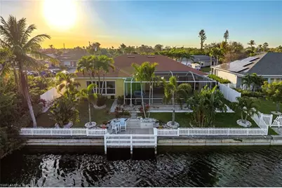 127 SE 15th Ave, Cape Coral, FL 33990 - Photo 1