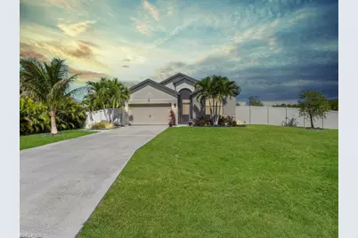 821 SW 17th St, Cape Coral, FL 33991 - Photo 1