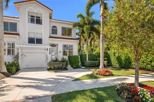 962 5th St S, Naples, FL 34102 - Photo 1