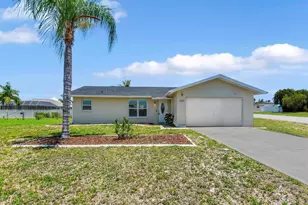 3929 SE 2nd Pl, Cape Coral, FL 33904 - Photo 1