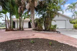 8925 Dorchester St, Fort Myers, FL 33907 - Photo 1