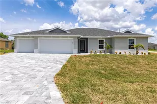914 SE 25th Ln, Cape Coral, FL 33904 - Photo 1