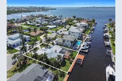 813 Cape View Dr, Fort Myers, FL 33919 - Photo 1